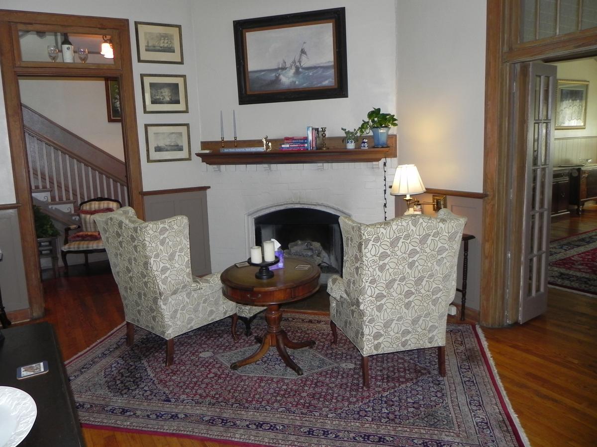 Vine Cottage Inn Хот-Спрингс Экстерьер фото