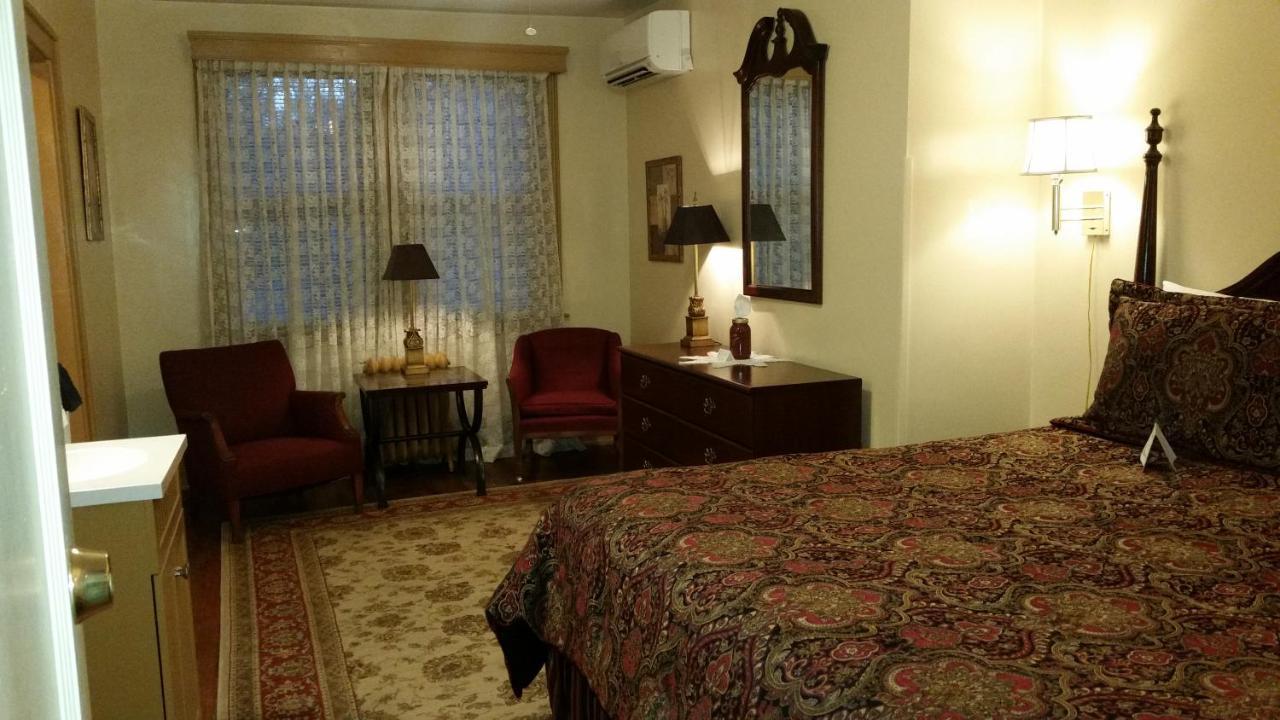 Vine Cottage Inn Хот-Спрингс Экстерьер фото