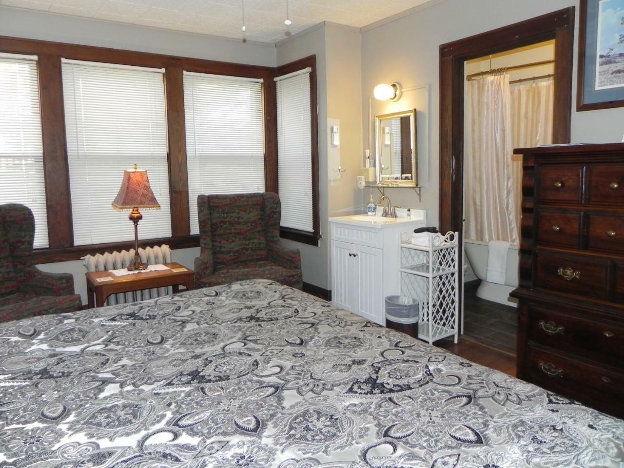 Vine Cottage Inn Хот-Спрингс Экстерьер фото